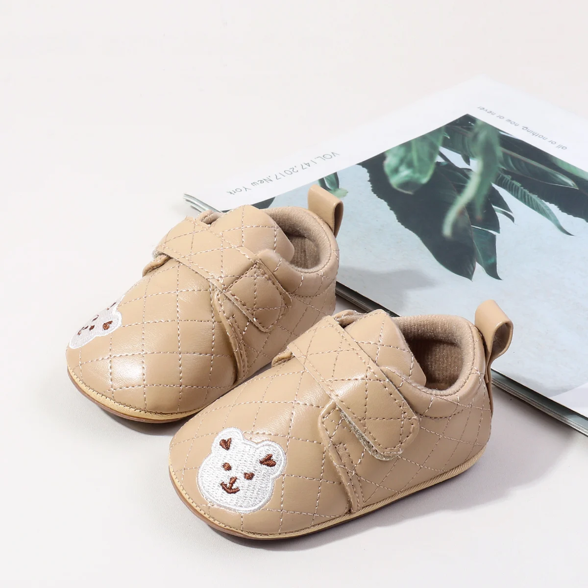 Cute Bear Design Soft PU Leather Toddler Baby Newborn Boys Shoes supplier