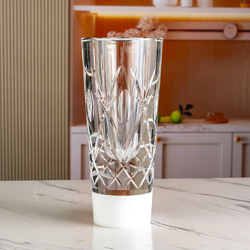product high quality luxury and high end feel white base with stylish scratches glass crystal vase-4
