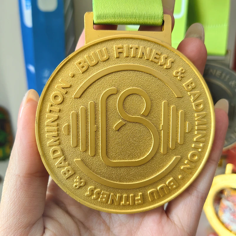 Modern Gold Medal for Marathon Race Running Fitness Bodybuilding Sport Medals with Ribbon Manufactures Award Medals details