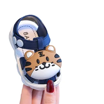 New children's toe cap sandals cartoon baby boys and girls baby 0-3 years old anti slip soft sole external walking shoes