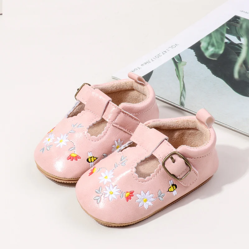 2025 New Design Hollow Breathable Beautiful Flower High Quality Baby Girl Soft PU TPRClassical Princess Shoes manufacture