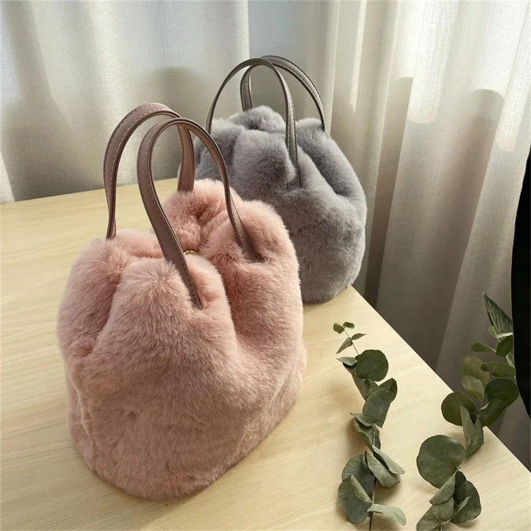 Practical Large-capacity Bucket Bag Handbag Fashionable Imitation Rabbit Fur Plush Bag Tote Bag 2023