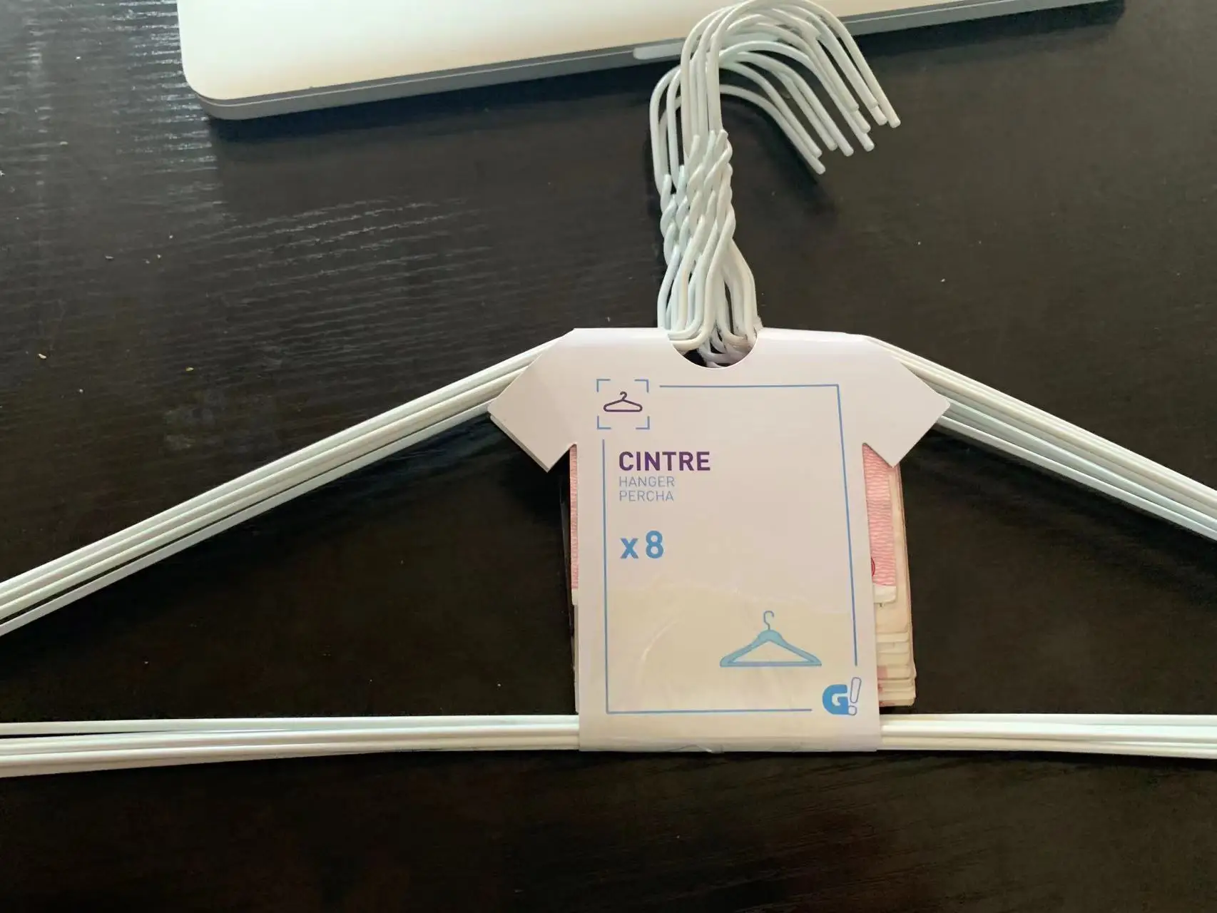 Owentek Disposable Laundry Wire Clothes Hangers Cheap Iron Hanger