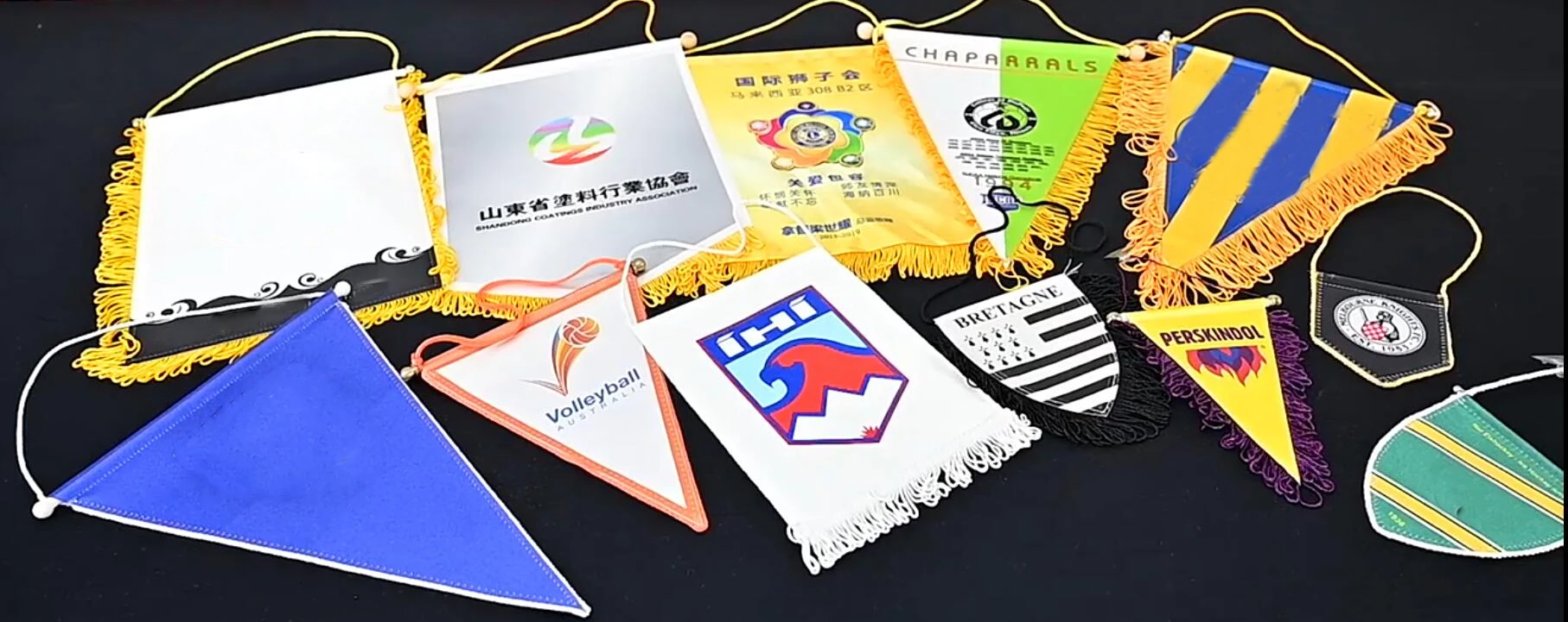 Mini Custom Logo Design Soccer Pennant Custom Sports Pennants Hanging Display Flag On House.png