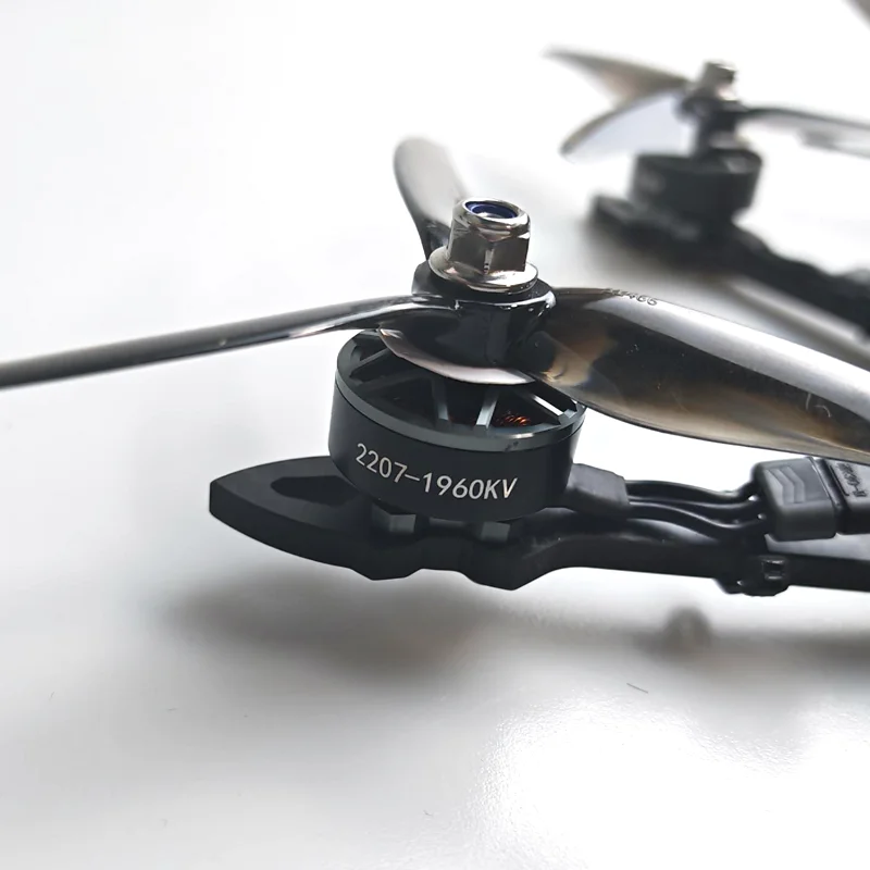 FPV Drone 5-Inch with Camera 1500TVL High-speed Fpv Drone Kit for RC FPV Freestyle Long Range Drone H5e1b6f80a646427bbbe3cf3fef173ff2X