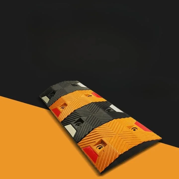 Wholesale Price Yellow and Black Road Rubber Speed Bumps