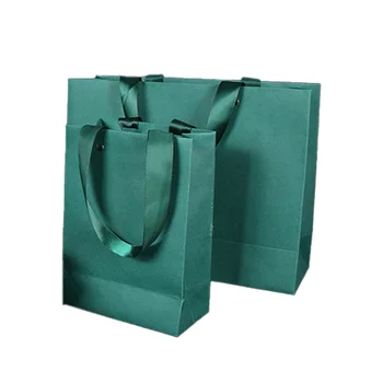 Wholesale Stylish Green Gift Packaging Logo Printing Clothes Boutique Shopping Customised Paper Bags