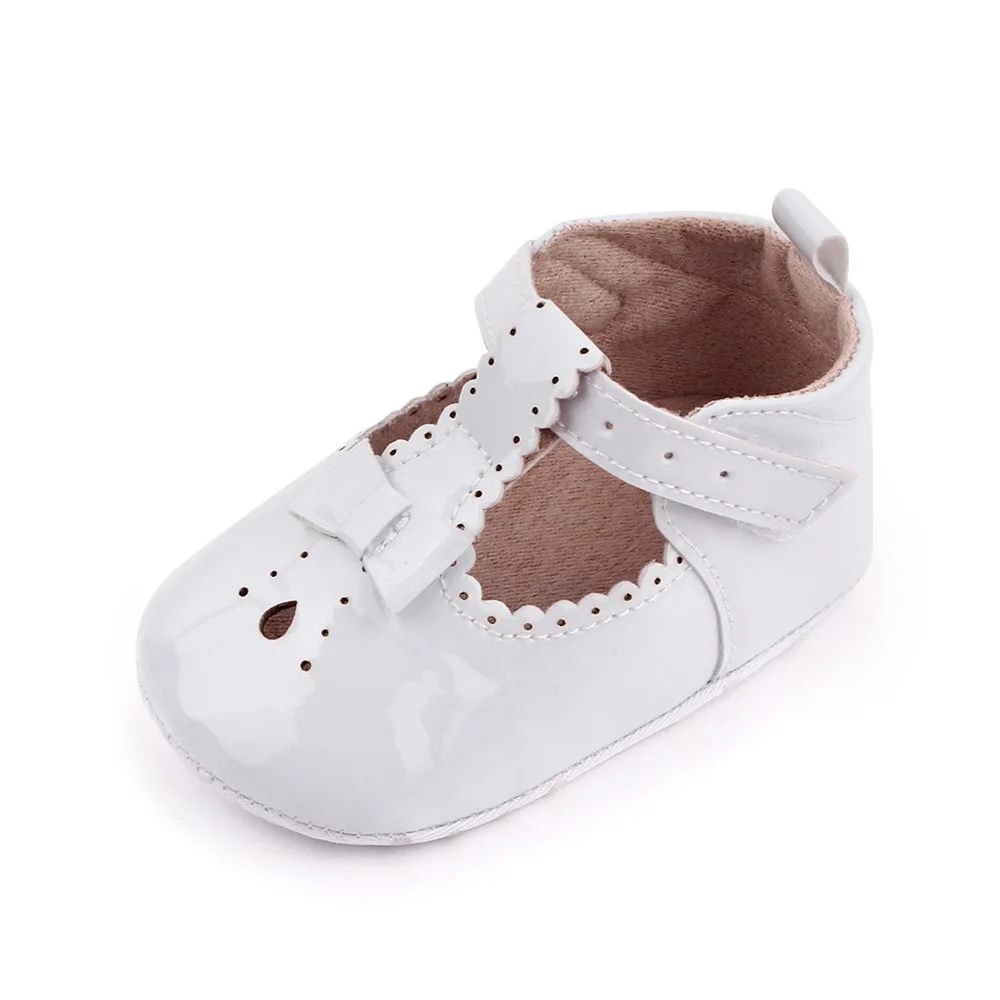 Spring and Summer Pure Color Hollow Shining PU Leather Baby Girls Soft Soled Princess Shoes supplier