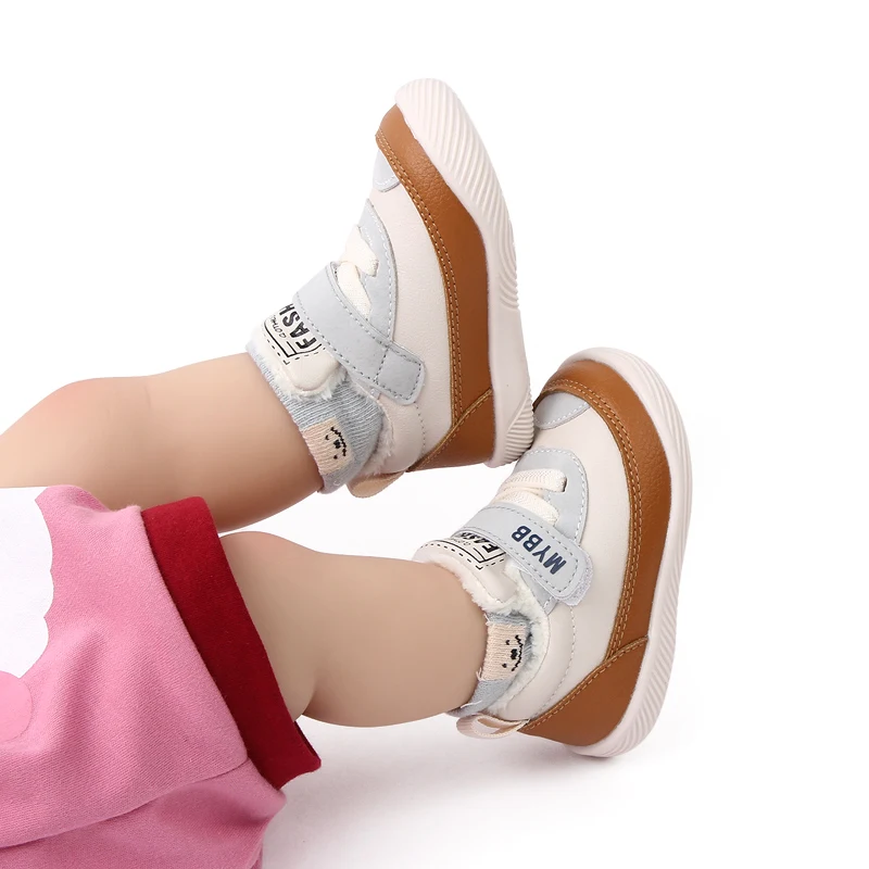 Autumn and Winter Baby Walking Shoes 1-3 Years Old Plus Fleece Warm Non-slip Children's Shoes details
