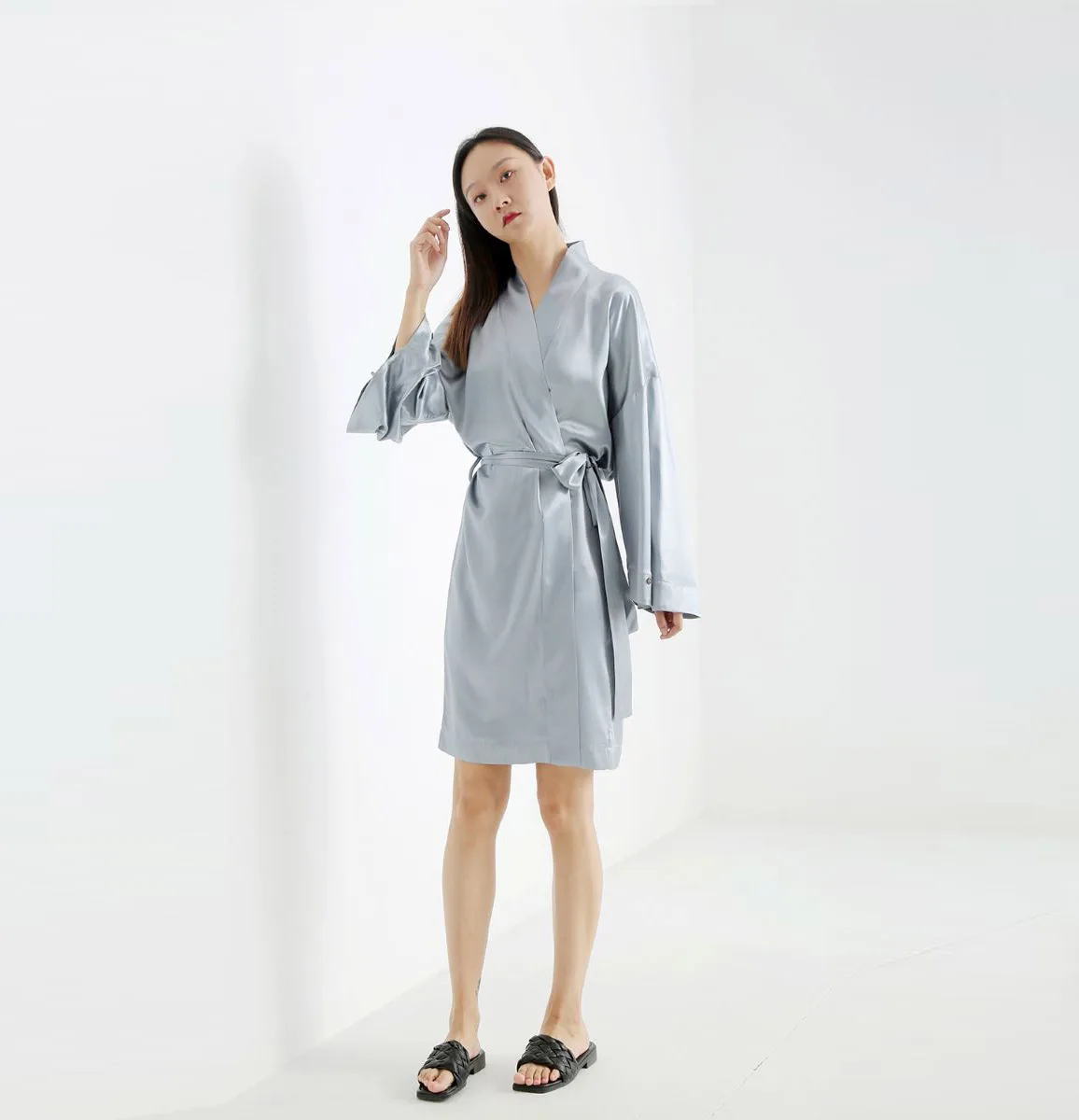 wholesale Women nighty sexy plus size satin long silk robe sets pajamas custom silver silk pajamas