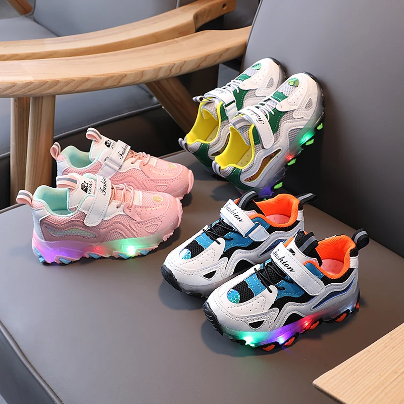 Wholesale Kids Sneakers Children Baby Girls Boys Led Luminous Sport Run Sneakers Shoes kids Light Up Shoes