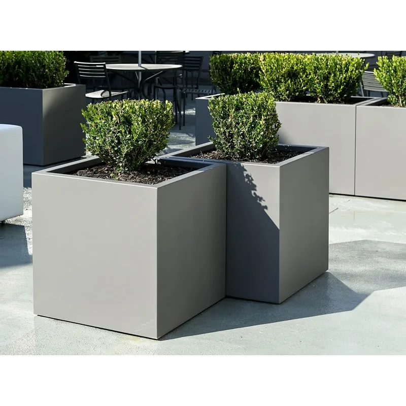 metal planter3