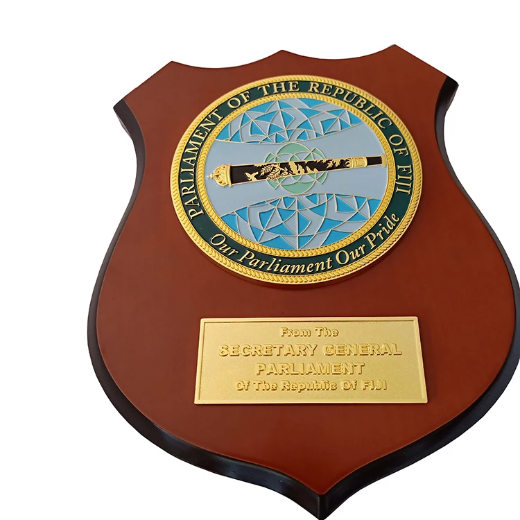 Trophy JA00904 Personalised Engraved Small Wooden Presentation Shield 