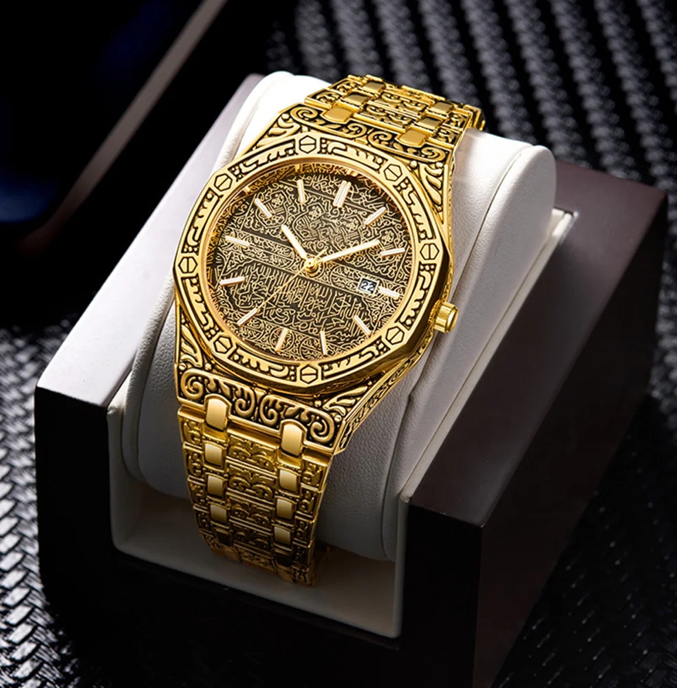 Fashion Design Gold Mens Watch Engraving Men Quartz Wrist Watch Low MOQ Luxurious Gold Watches For Men