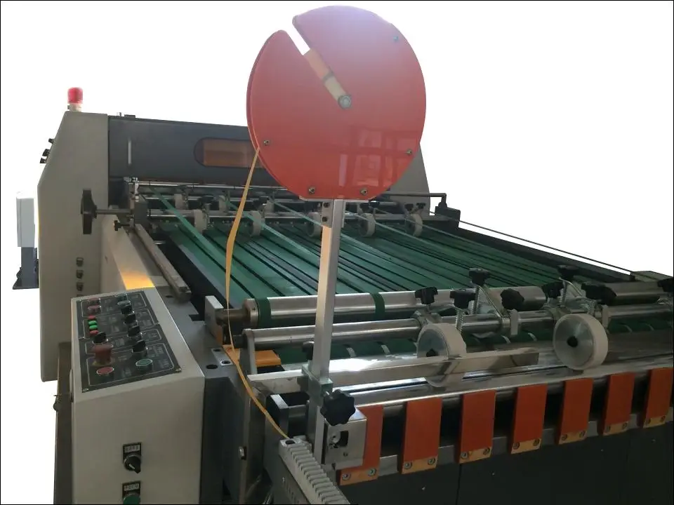 CM-1500A Servo Precision High Speed Sheet Cutter Machine with One Roll 14