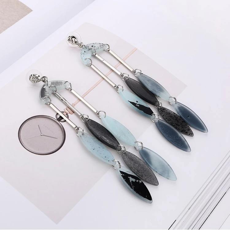 2021 Newest Summer Collection Bright Acrylic Pendant Earrings For Women