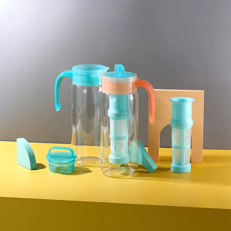 New Design 2L BPA Free Hard-Sided Plastic Premium Filtering Cold Water Bottle With Filter Purifier