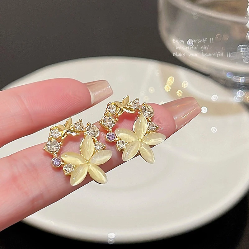 S925 sterling silver korean personalized fashion exquisite luxury Cat's eye rhinestone flower fine jewelry earrings wholesale