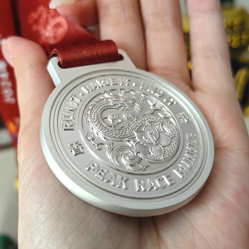 Custom Designed 3D Award Modern Style Zinc Alloy Sport Medals for 5k 10k Marathon Adventure Trail Running Finisher Medal details