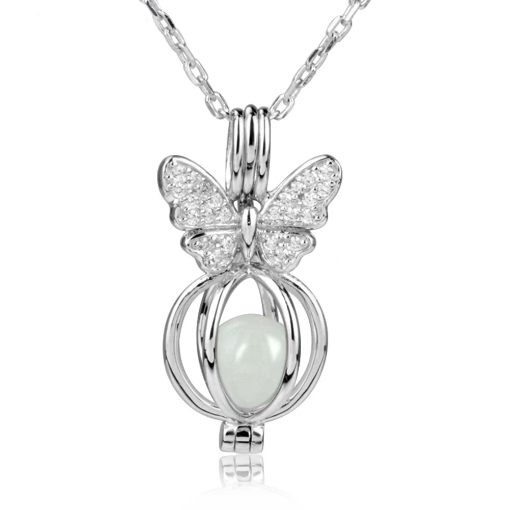 Elegant Animal Butterfly Zircon Pendant 