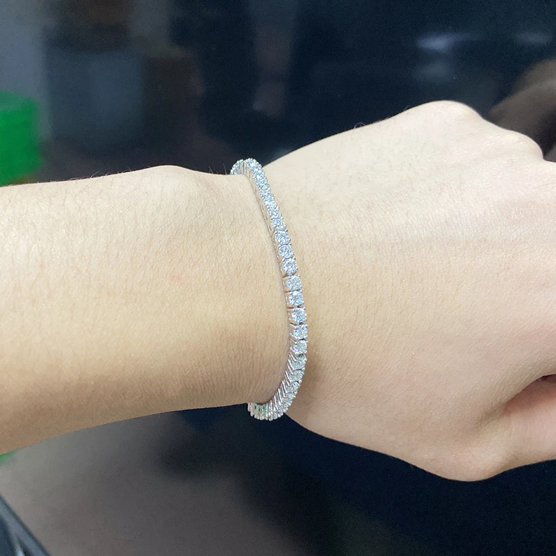 vvs diamond wrist bracelet