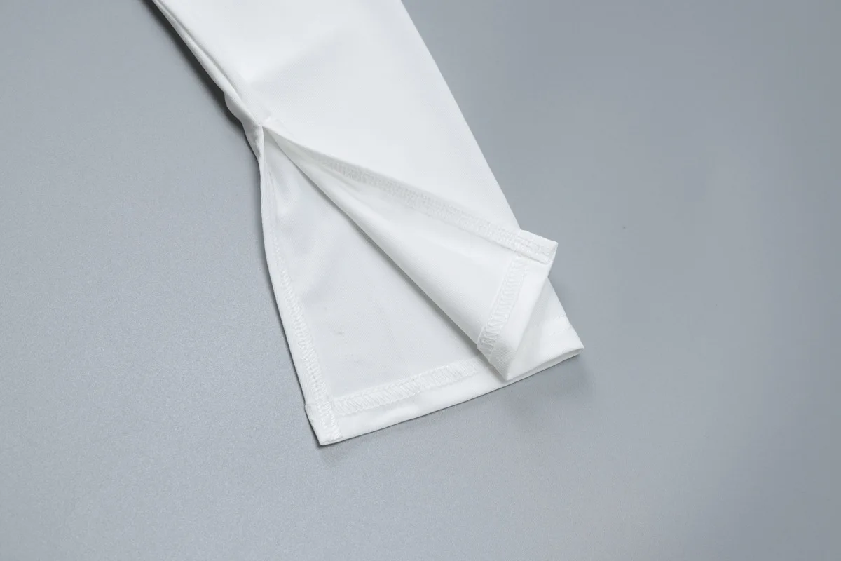 2024 Autumn New Chic Comfort-Oriented Women's Fashion Navel-baring Slim Fit Zipper Lapel Long-sleeved T-shirt Tops Short Length H63d86abb642c4c81880af346ab39a384u