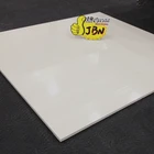 Gres Brillante Ivory Soluble Salt Tiles Pisos Gres Porcelanato Flooring 600*600
