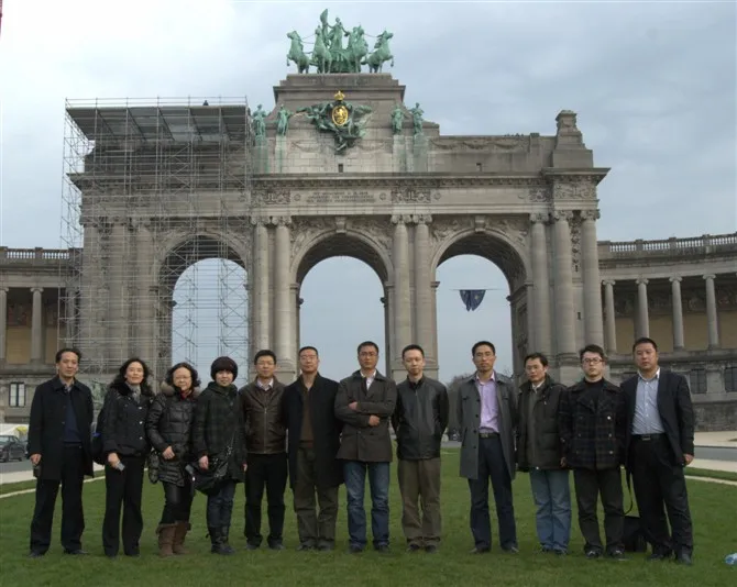 High-performance Optical Fiber Cable with 0.37 NA and 1500/1535 μm for High Power Laser Applications