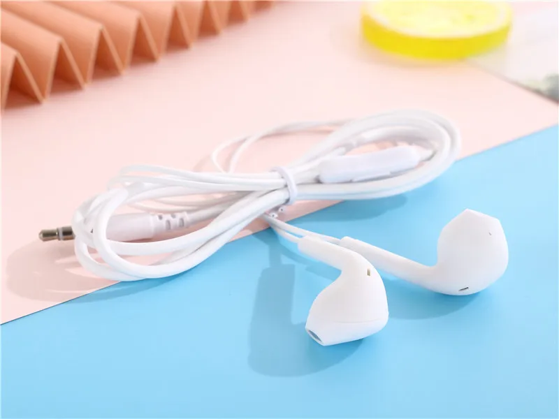 High Quality Cheap Macaron Colour Wired Earbuds Earphone 3.5mm in Ear Headphones
