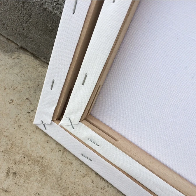 Custom Size 380g Thickness White Color Stretched Canvas with Pine Wood Frame for Oil Acrylic Painting