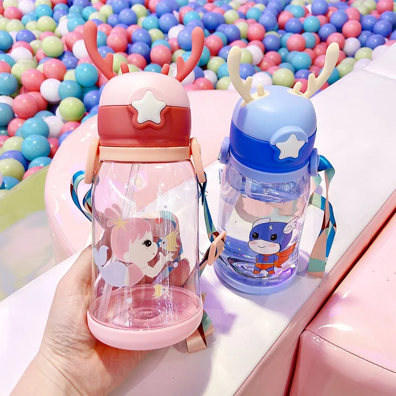 Children Plastic Kids Water Bottle Wholesale Custom Logo Cute Printing Drinking BPA Free 600ml Box PC Plastic Cup Camp 7 Days