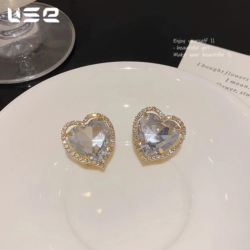 European and American exaggerate atmosphere niche zircon love earrings for women