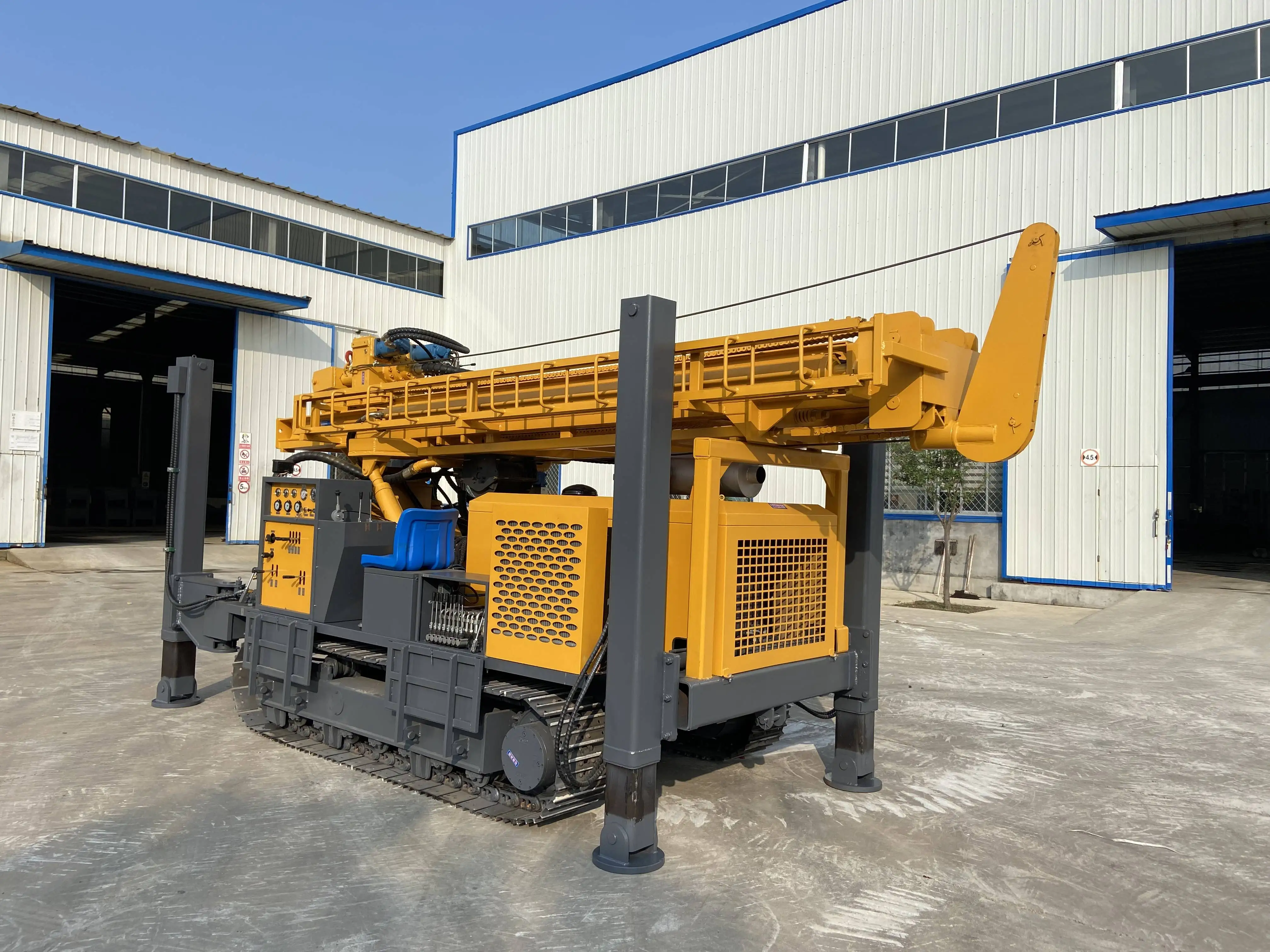 HWH800  800m 194kw Diesel Water Well Drilling with Welding Generator and Foam Pump for water well