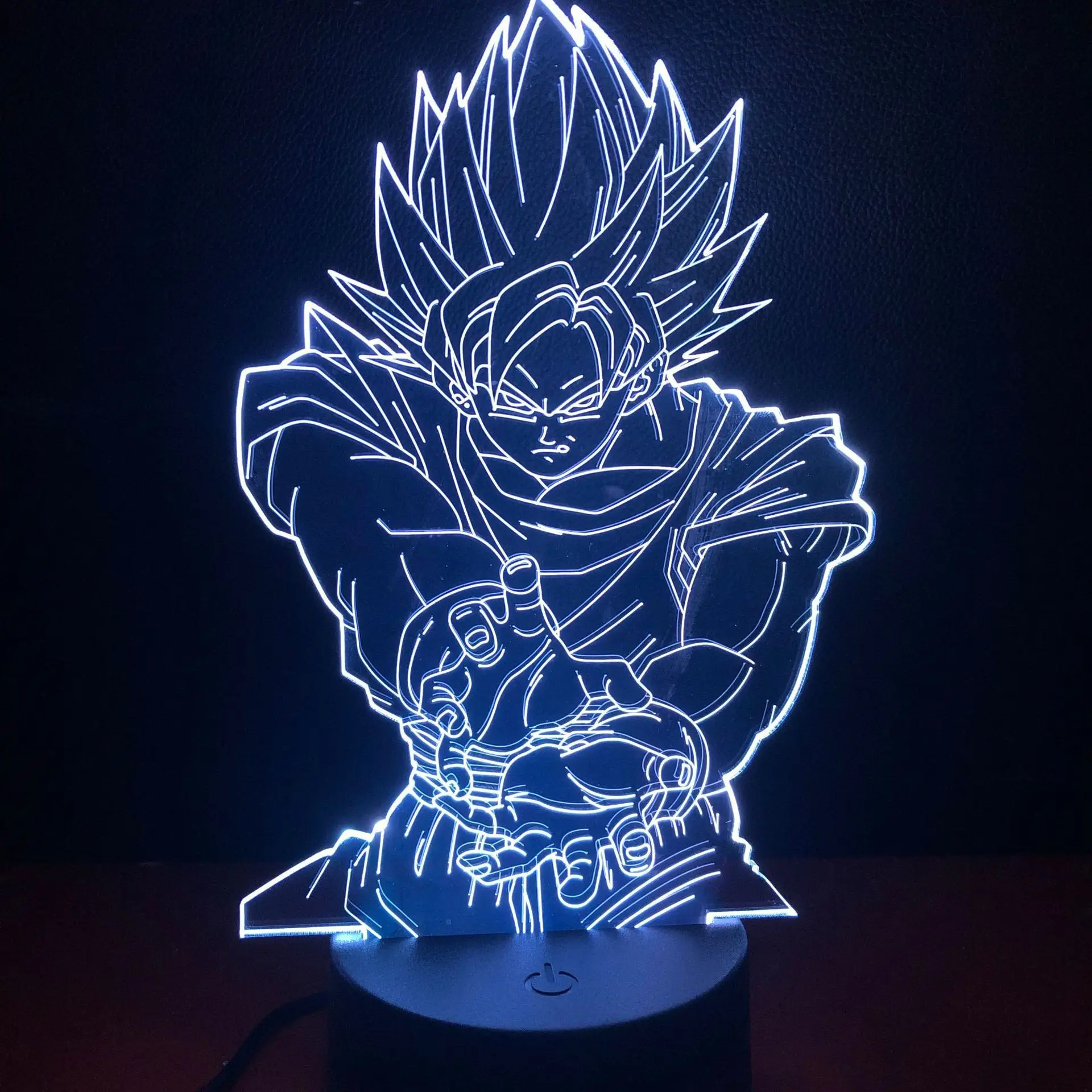 Lámpara LED 3D Dragon Ball Z - Son Goku con la base que elijas! -  PictyourLamp