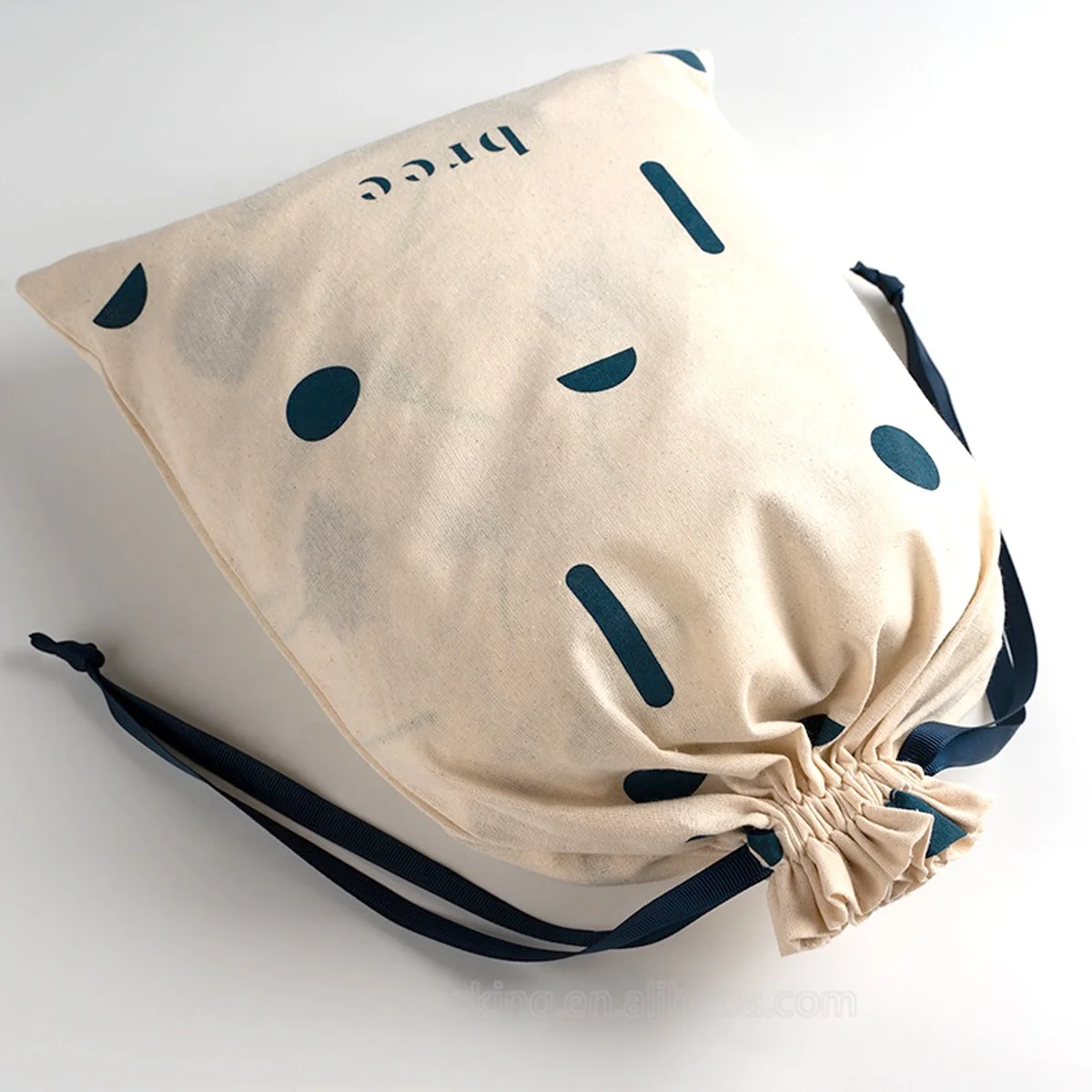 Custom Logo Printed Muslin Cotton Drawstring Christmas Gift Packing Bag Natural Organic Cotton Pouch With Ribbon