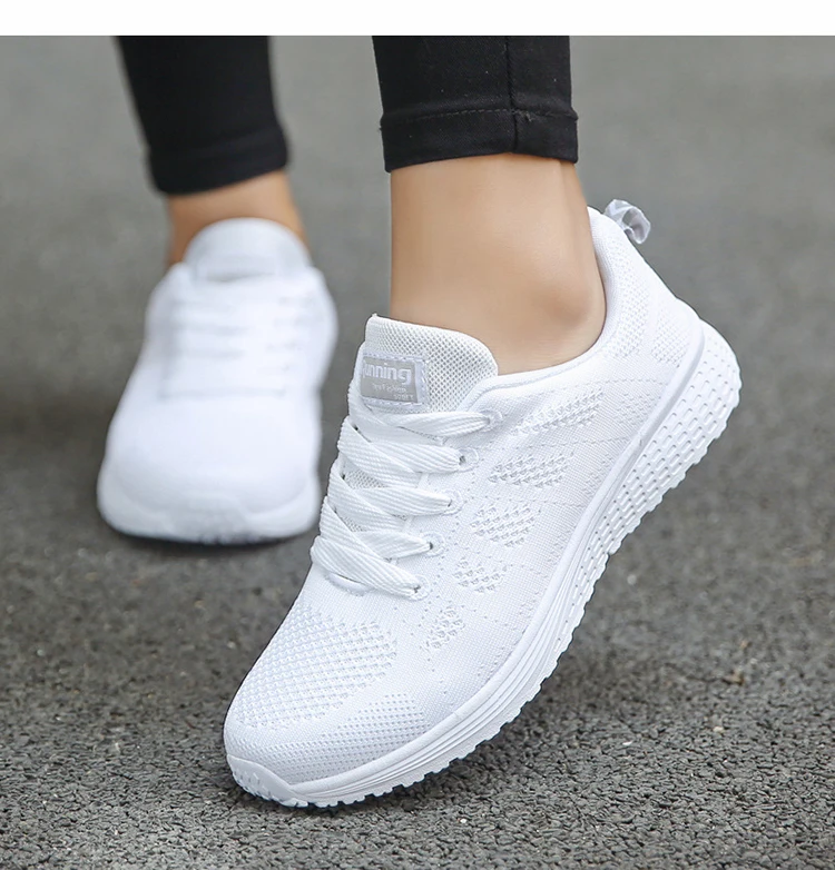 flat heel running shoes