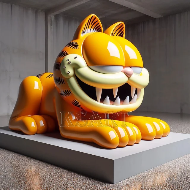 Customizable high quality Garfield statue resin creative cartoon image sculpture Chrome Pop Art Art gallery display decoration