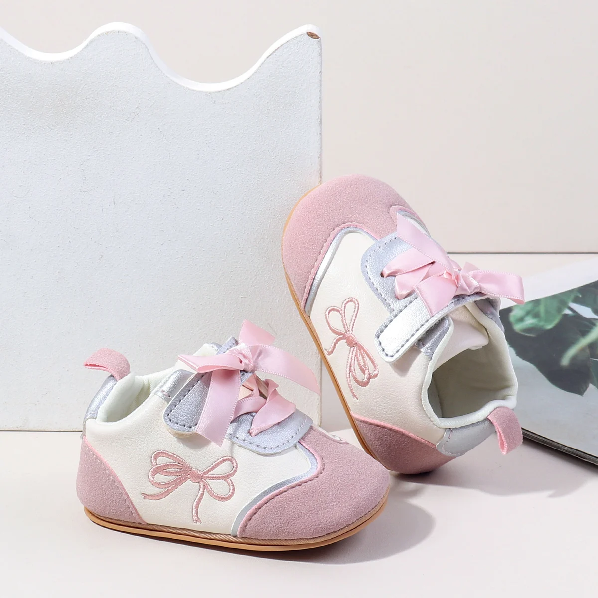 New Designs Hook&loop Design Anti-slip Soft Tpr Outsole Baby Girl Shoes Casual Sport Toddler Shoes manufacture