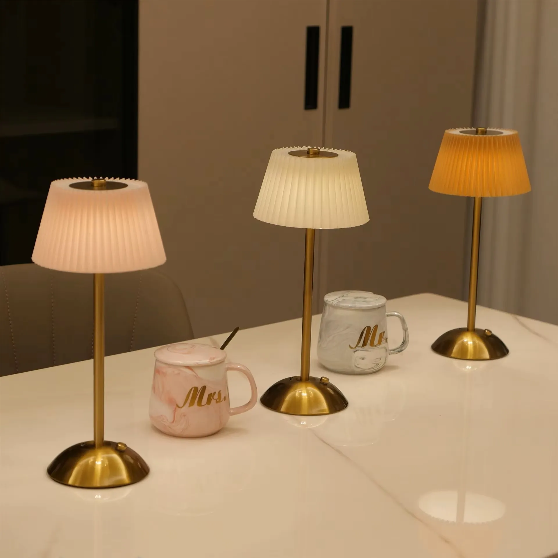 Modern Minimalist Rechargeable Touch Night Light Pleated Fabric Metal Bedside Atmosphere Lamp 5V Battery Cross-Border Table Lamp