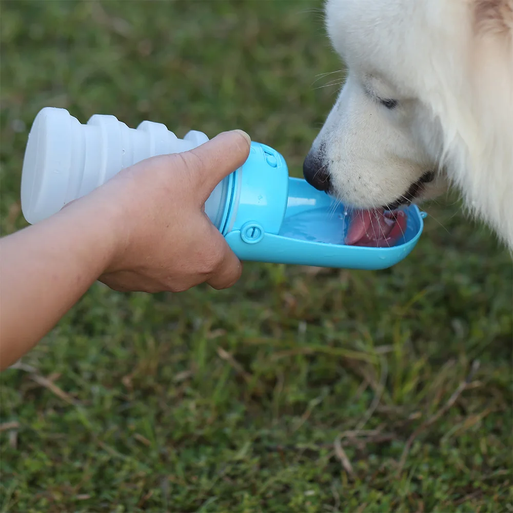 easy water feeding Non-automatic Pet Water Bottle in red colour