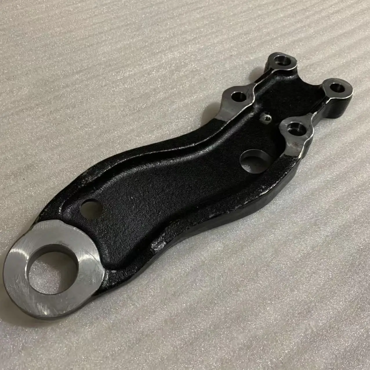 product linde forklift spare parts 12202120103 engine bracket for linde h25h30h35d1220 bracket forklift parts-14