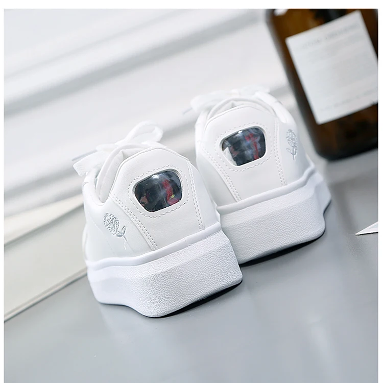 Women Casual Shoes New Spring Women Shoes Fashion Embroidered White Sneakers Breathable Flower Lace-Up Women Sneakers white shoe