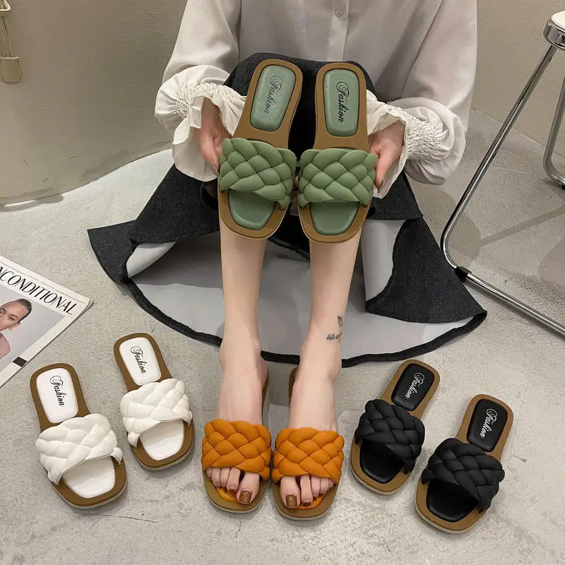 2023 new woven casual shoes 36 -40 beach women's sandals flat slippers women Wholesale