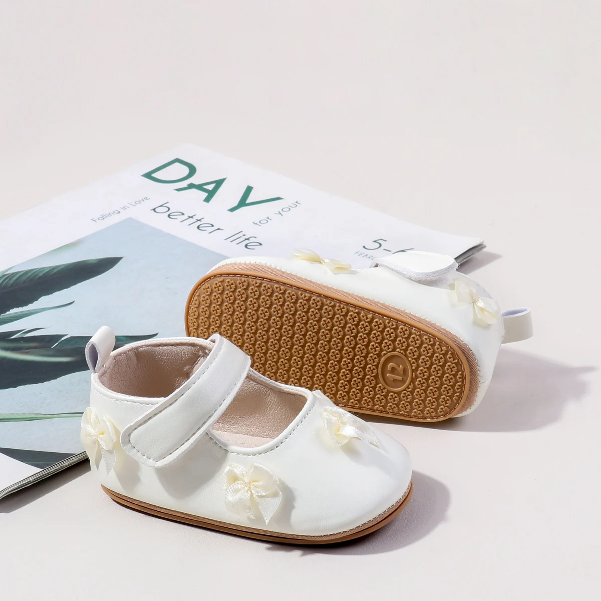 Fashion Spring&Autumn Baby Girl Butterfly Design Princess Shoes With TPR Soled Newborn Toddler Girl Shoes manufacture