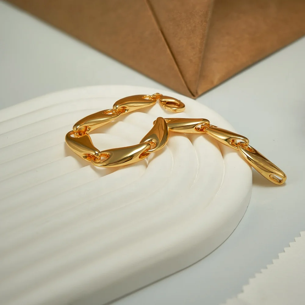 Latest 18K Gold Plated Brass Jewelry Wave Shaped Raindrop Bracelet Hiphop Punk Party Accessories Bracelet B232347