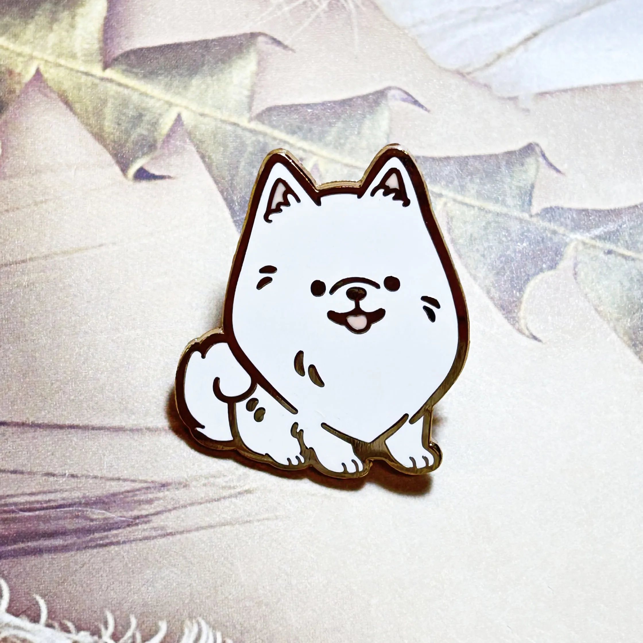 Design custom anime pet lapel pin dyed black plating hard enamel pin for gift