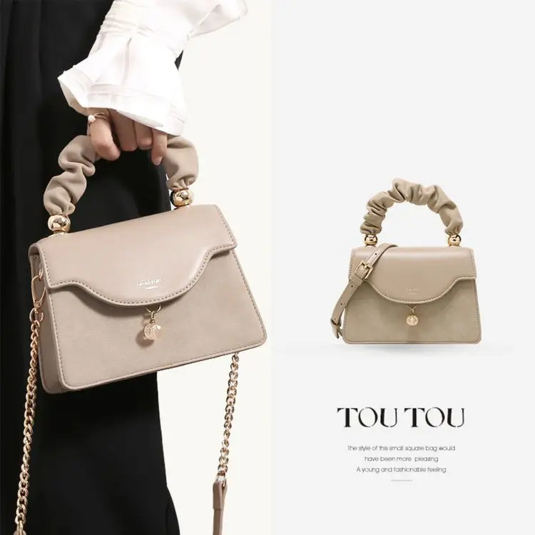 Toutou Fall New Bag Female Niche Design Colorful Glaze Transit Beads Pleated Handbag Small