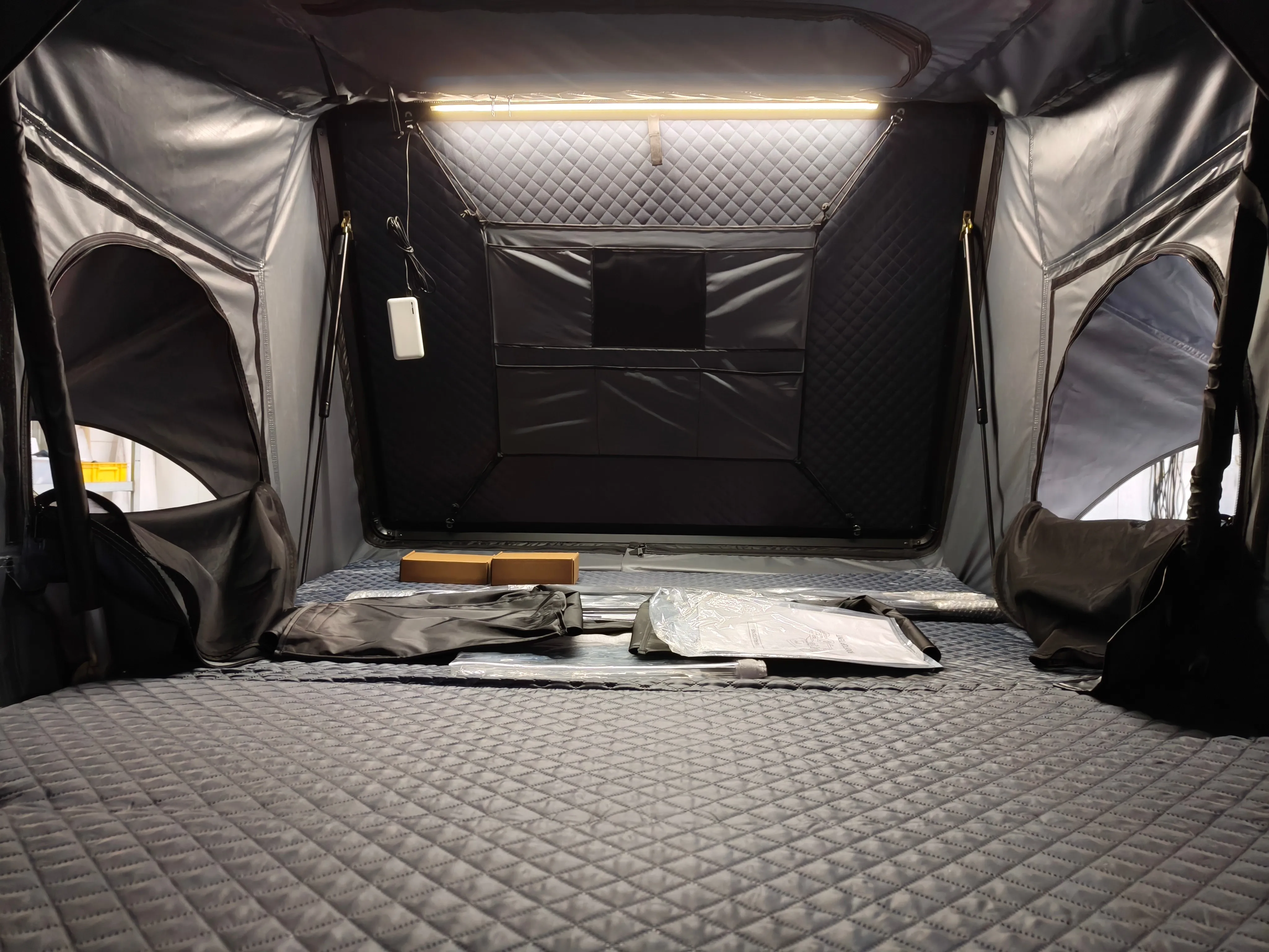 4 Season Large Hardshell Rooftop Tent with Annex for Outdoor Camping Available in 210*160*110 CM and 210*190*110 CM