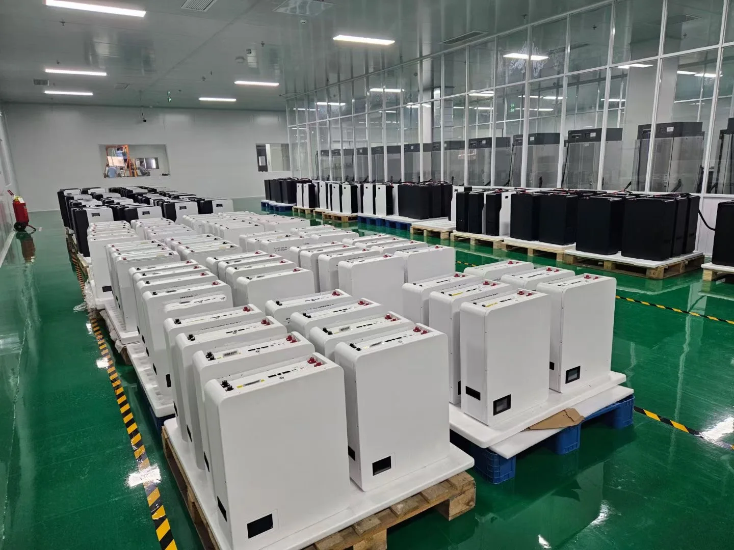 48V 600Ah Industrial Commercial IP55 Waterproof Shell Solar Distributed Energy Storage System for Outdoor
