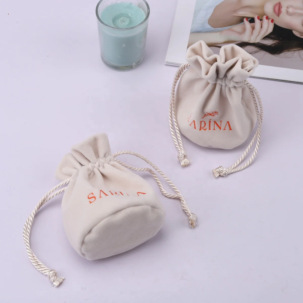 Luxury Round Bottom Gift Candle Packaging Velvet Bag Custom Logo Printing Drawstring Velvet Dust Candle Pouch